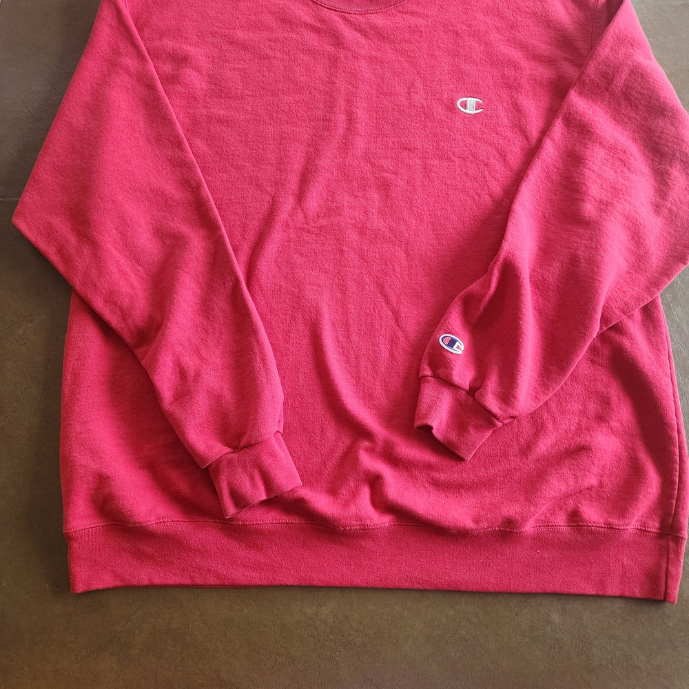 Champion Men's Red Crewneck Sweatshirt - Picture 2 of 4